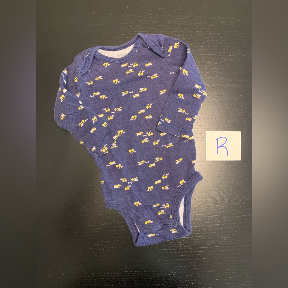 ⭐️4/$5.00⭐️ Carter’s 6m Long Sleeve Blue and Yellow Tractor Onesie